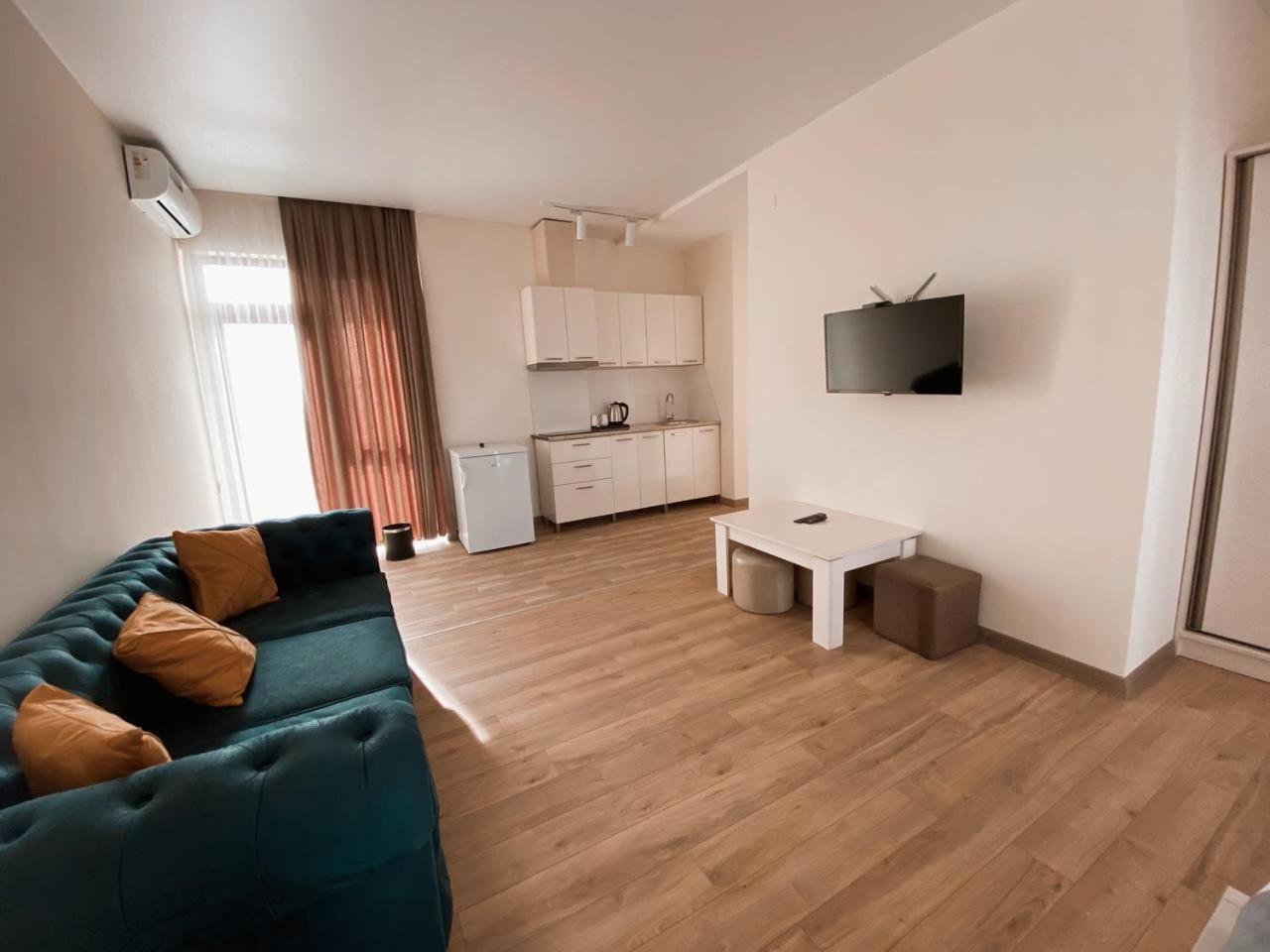 Gg Aparthotel Batumi Eksteriør bilde