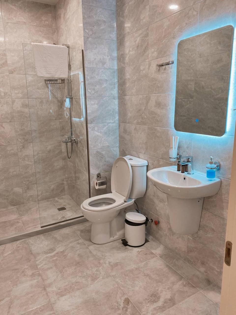 Gg Aparthotel Batumi Eksteriør bilde