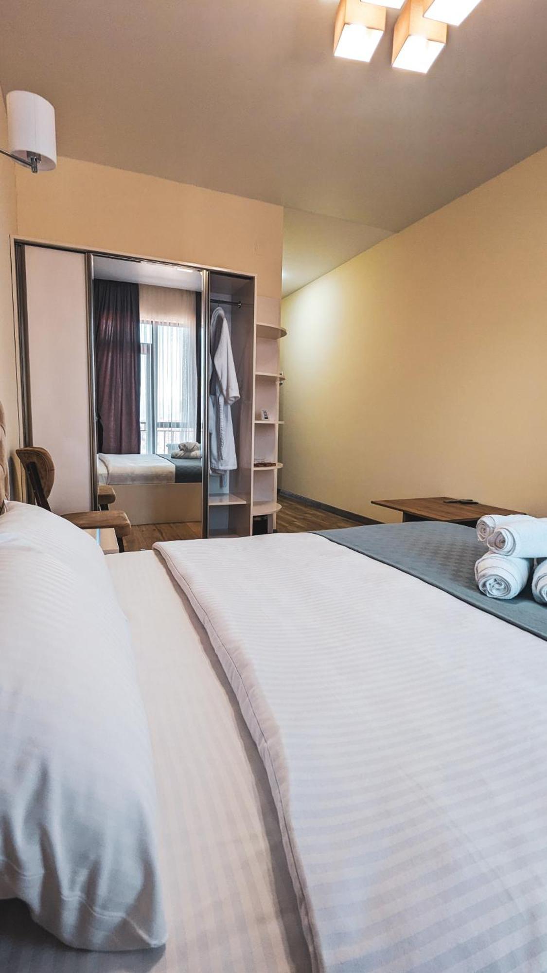 Gg Aparthotel Batumi Eksteriør bilde